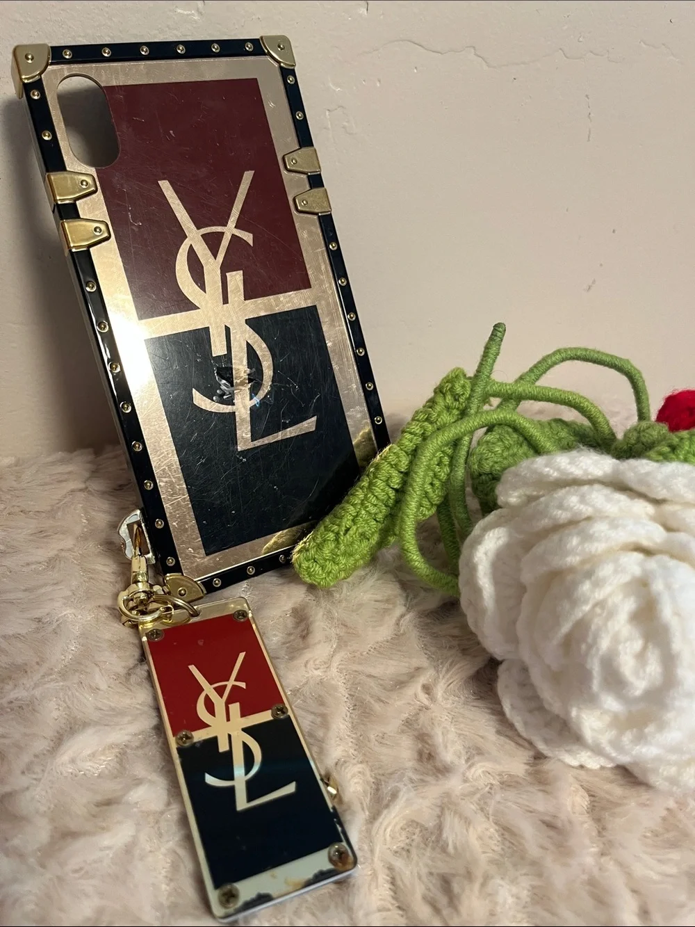Trunk Phone Case with Matching Charm